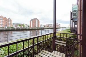 1 habitación, ropa de cama de alta calidad y decoración personalizada