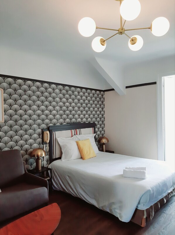 Family Room, 1 Queen Bed | Premium bedding, in-room safe, individually decorated, desk - Hôtel Saint Charles (Biarritz)