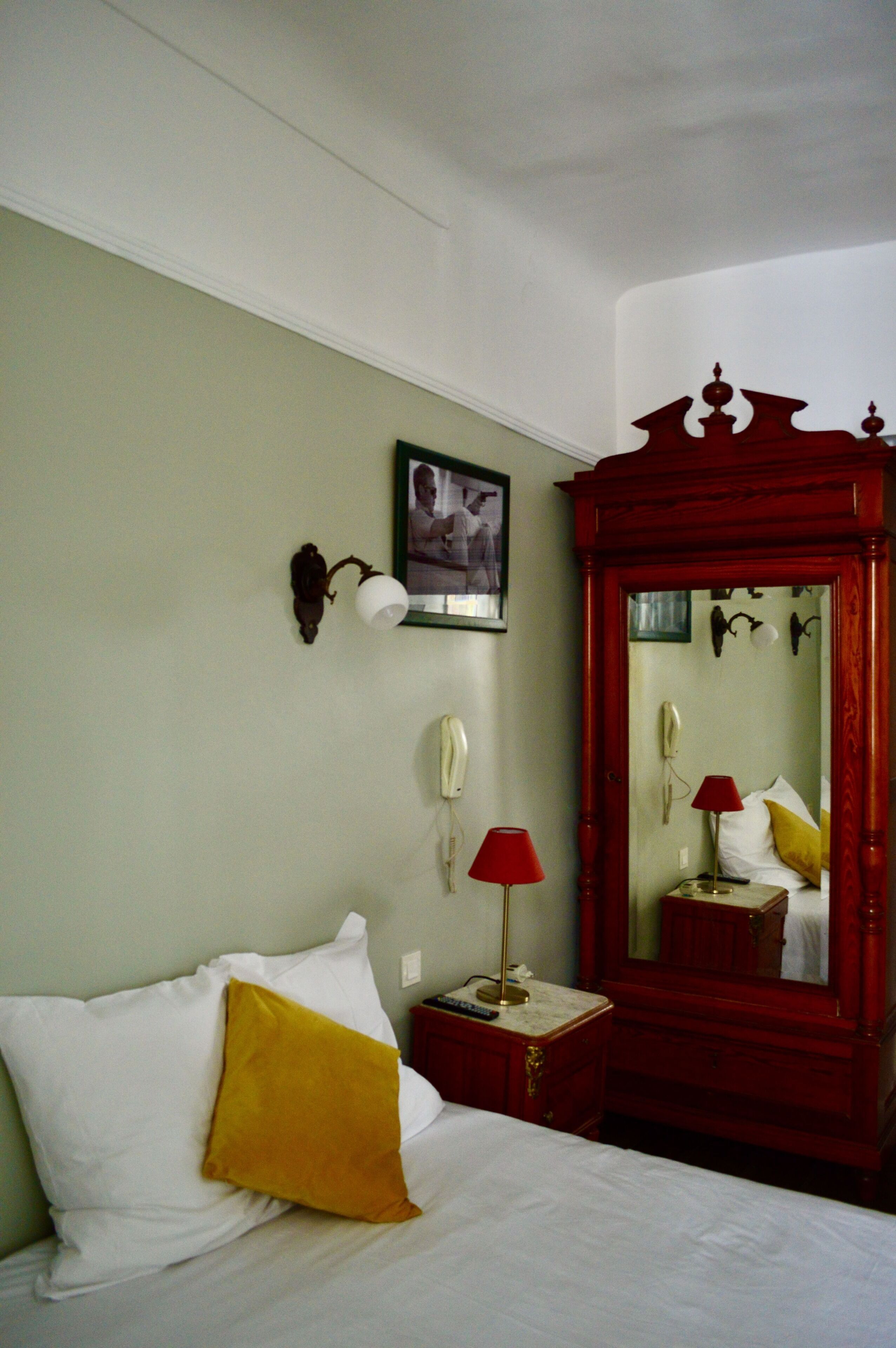 Premium bedding, in-room safe, individually decorated, desk