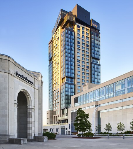Hotel X Toronto by Library Hotel Collection - Image 3