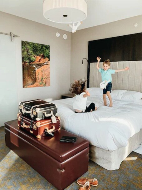 Hotel X Toronto by Library Hotel Collection - Image 116