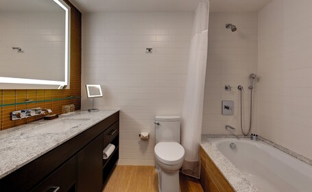 Hotel X Toronto by Library Hotel Collection - Image 11