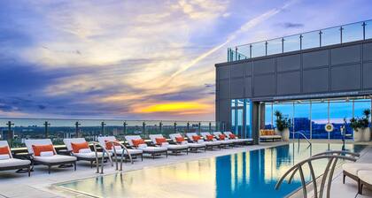 Hotel X Toronto, a Destination by Hyatt Hotel