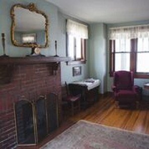 Casa, 3 habitaciones (House 3 ) | Sala de estar | Chimenea