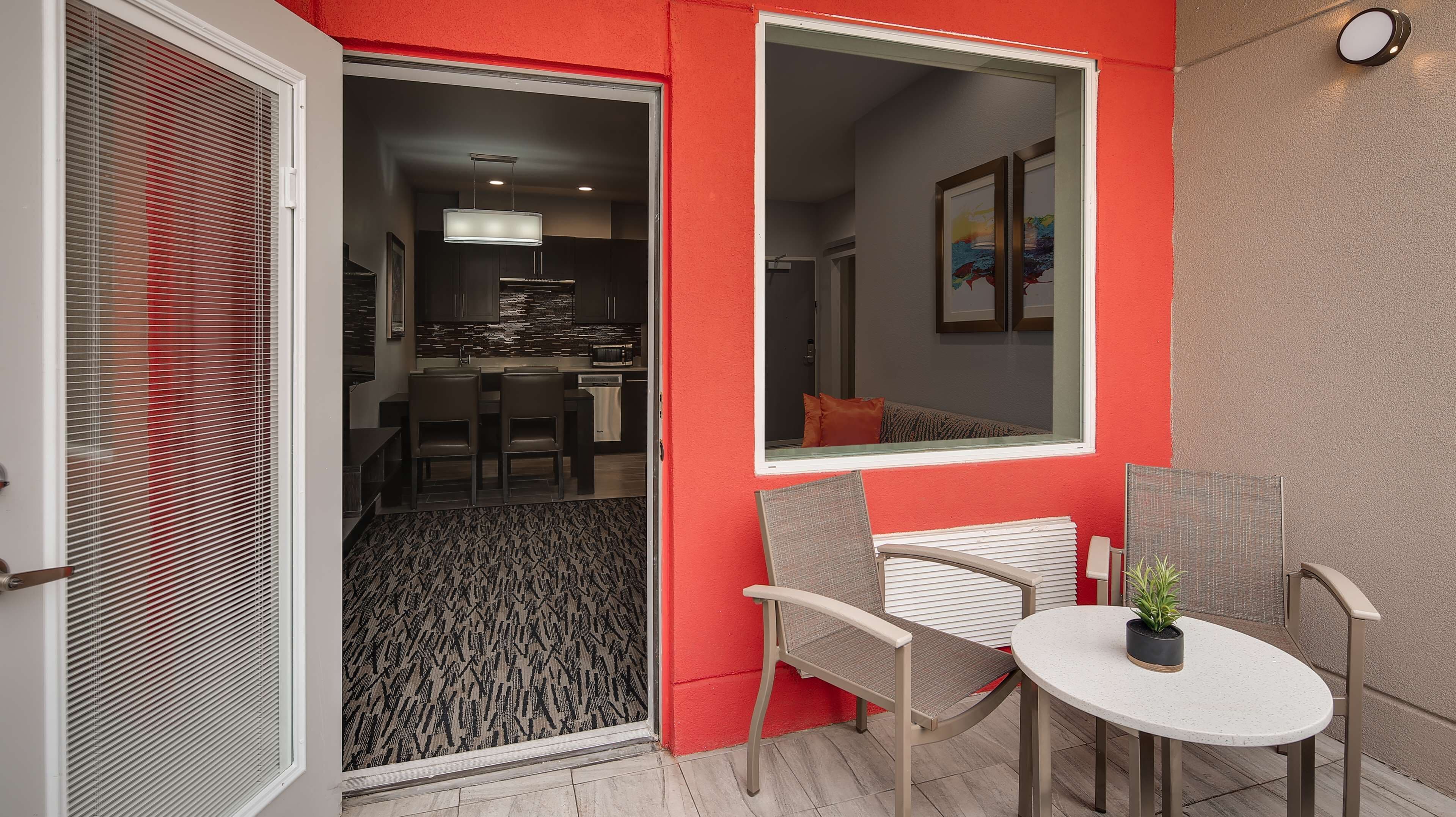 premium bedding, in-room safe, desk, iron/ironing board