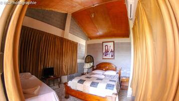 Trippelrum | 1 sovrum, sÀngtillbehör av högsta kvalitet, skrivbord och ljudisolering