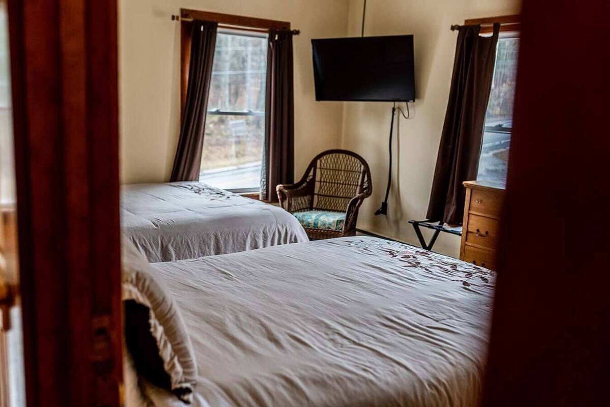 standard quadruple room, 2 queen beds | premium bedding, free wifi, bed sheets