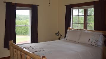 Standardzimmer, 1 Queen-Bett | Hochwertige Bettwaren, kostenloses WLAN, BettwÀsche