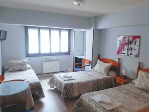 Dreibettzimmer, Gemeinschaftsbad