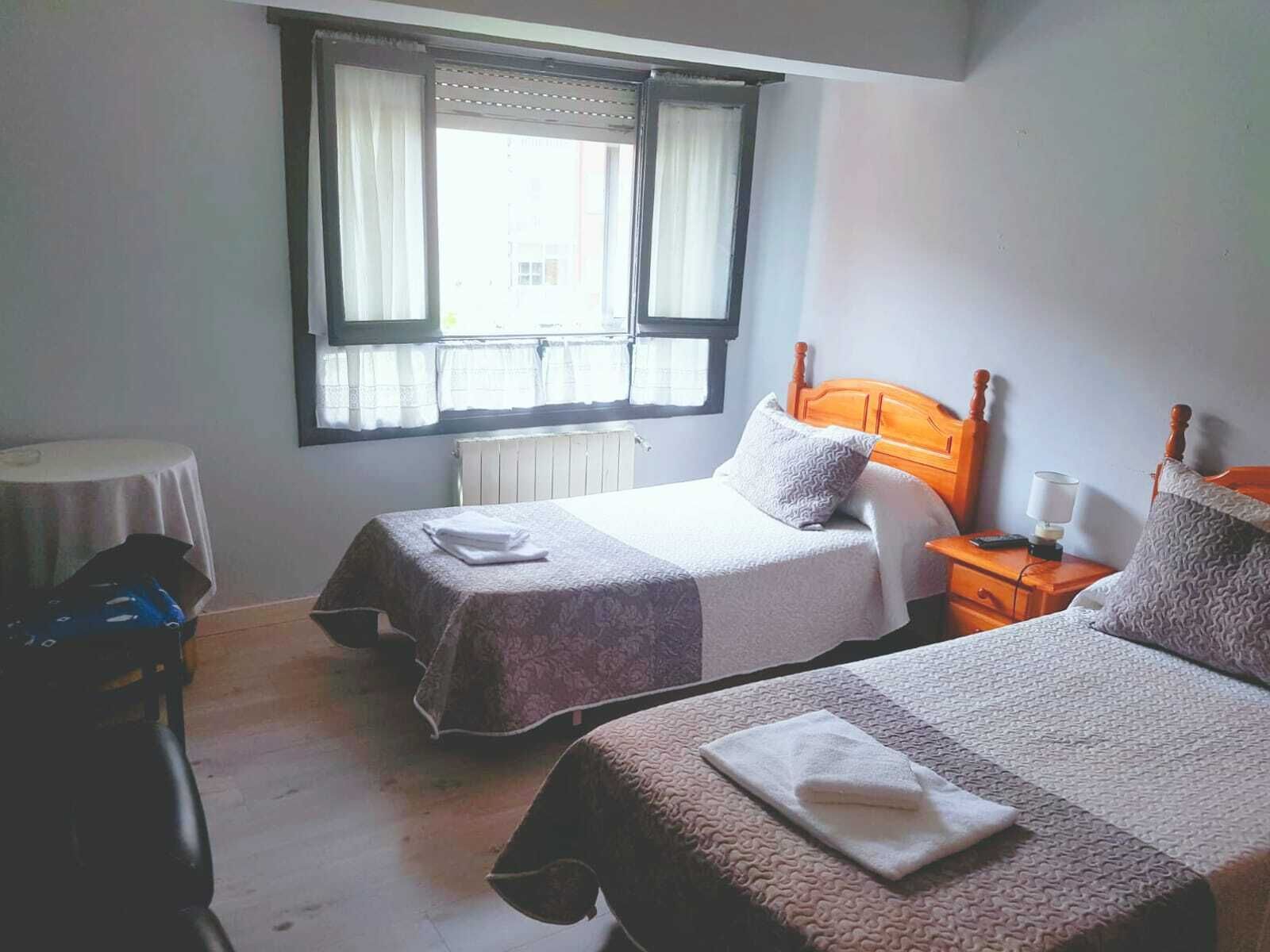 Zweibettzimmer, Gemeinschaftsbad