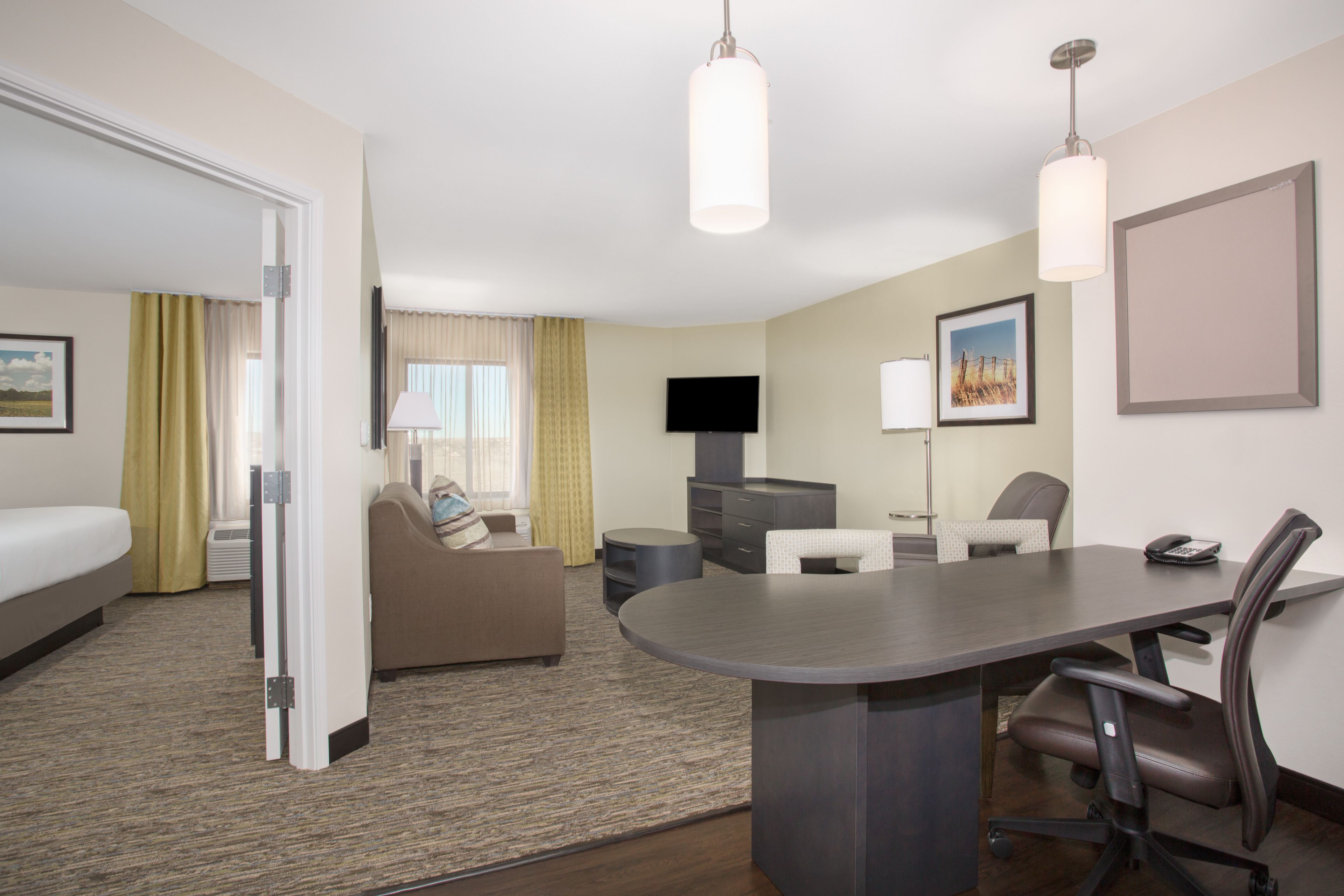 suite, 1 bedroom | hypo-allergenic bedding, desk, laptop workspace, blackout curtains