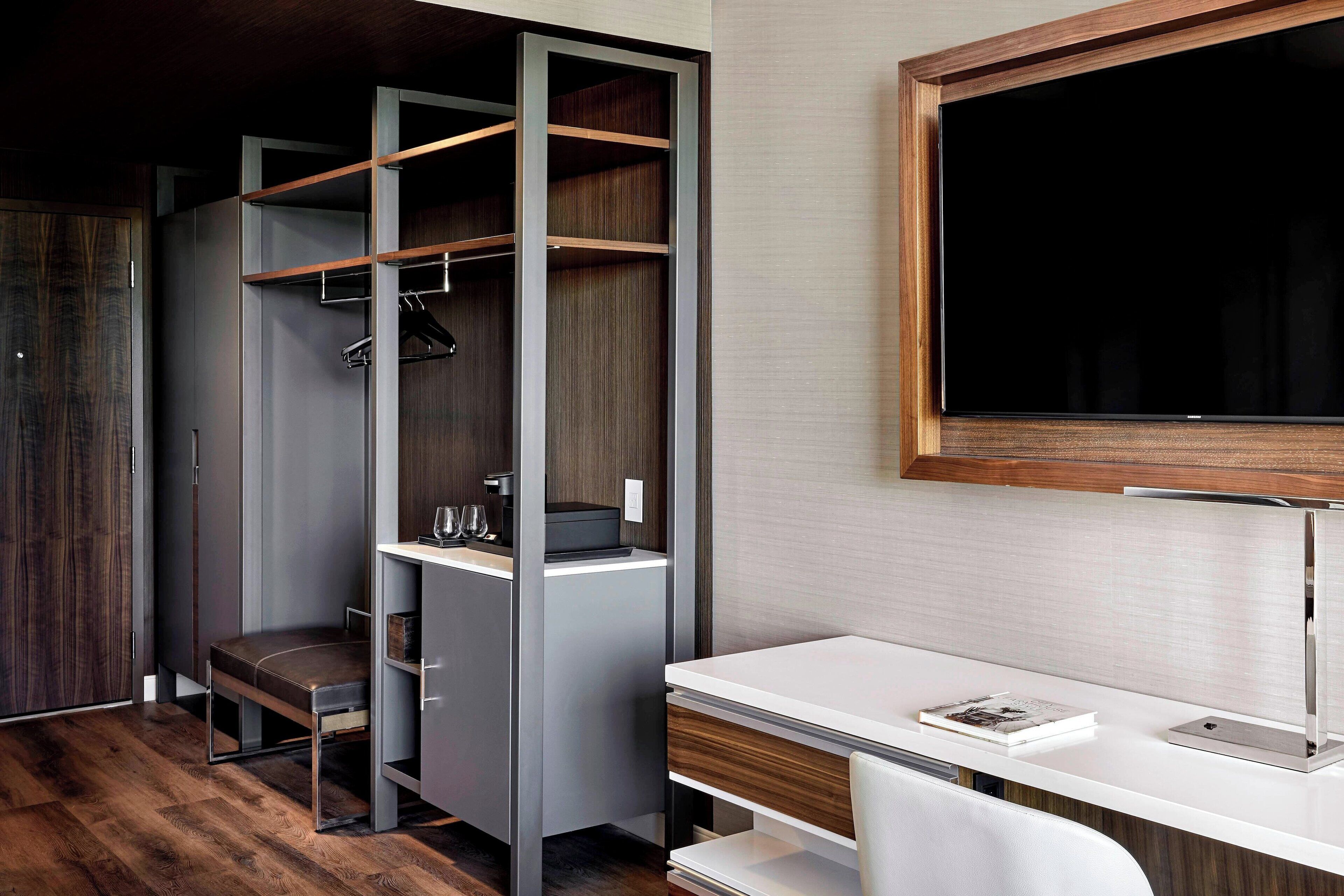 down duvets, in-room safe, desk, laptop workspace