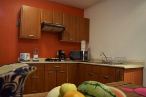 Apartment, 2 Double Beds | Private kitchen