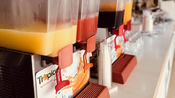 Free daily buffet breakfast