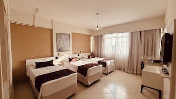 Standard-Dreibettzimmer