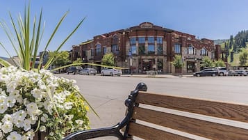 Condo, 1 Bedroom | Exterior