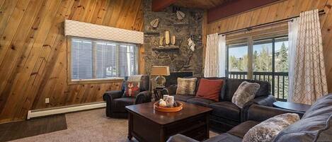 Condo, 3 Bedrooms | Living area | Flat-screen TV