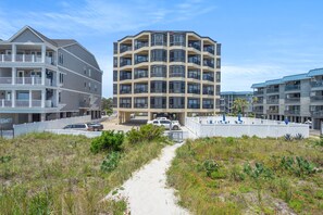 Condo, 3 Bedrooms | Exterior