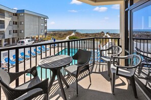 Condo, 3 Bedrooms | Outdoor dining