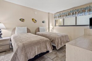 Condo, 3 Bedrooms | 3 bedrooms, free WiFi