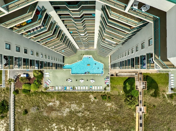Appart'hôtel, 4 chambres | Extérieur