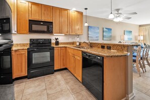 Condo, 2 Bedrooms | Private kitchen