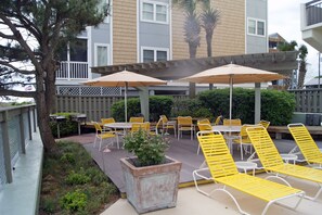 Condo, 3 Bedrooms | Outdoor dining