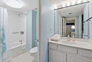 Condo, 3 Bedrooms | Bathroom | Towels