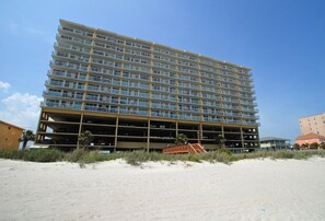 Exterior - Sunrise Pointe 4F by RedAwning (North Myrtle Beach)