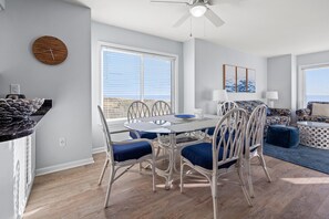 Condo, 3 Bedrooms | Dining