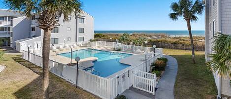 Kondominium, 3 kamar tidur | Kolam renang | Kolam renang outdoor