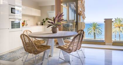 Uusi Beach Amazing uusittu apt. +2 altaat ja pysäköinti Marbellan keskusta