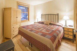 1 Schlafzimmer, Reisekinderbett, kostenloses WLAN, BettwÀsche