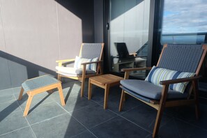 Deluxe Apartment, 2 Bedrooms, Balcony, Hill View | Balcony