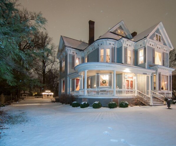 Fachada del alojamiento