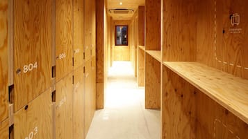 Wi-Fi gratuit, draps fournis