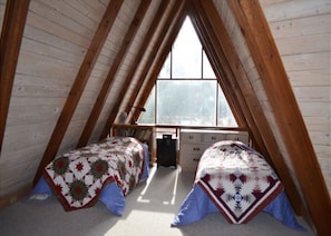 Casa tradicional, 3 habitaciones, vista a la montaña, junto a la montaña | 1 habitación y wifi gratis 