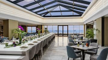 Breakfast, lunch, dinner served; pool views