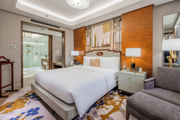 Presidential Suite, 1 King Bed, Club lounge access, Bay View | 1 bedroom, premium bedding, down duvets, minibar - Admiral Hotel Manila - MGallery Collection (Manila)