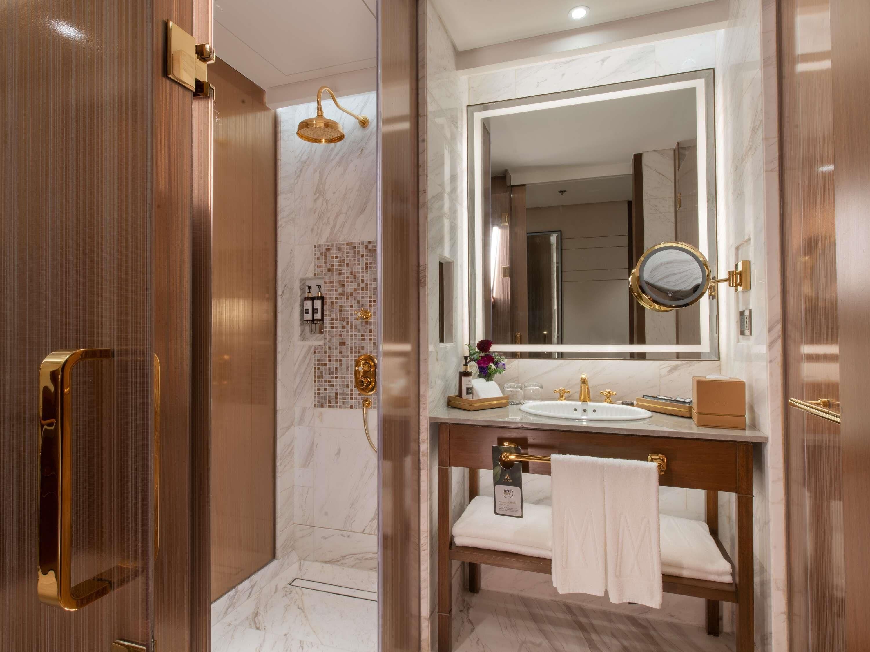 1 chambre, literie de qualité supérieure, couette en duvet d'oie