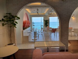 Cafe - Mr. Slow (Sokcho)