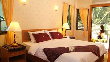 Standard Room - Somjainuk Building | Blackout drapes, free WiFi