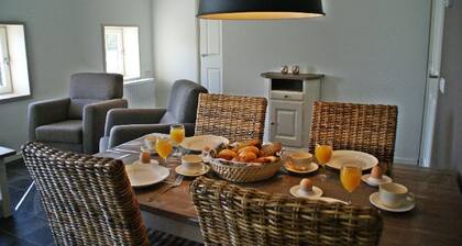 L'appartement Graanzolder 5 Steren isolé gßte à la ferme, la mer