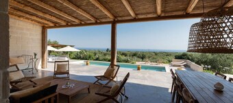 海の景色を望む高級ヴィラ - プライベートソルトウォータープール、ピザオーブン、wifi、コンシェルジュ