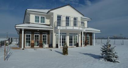 Newly built Villa Tuscany near Rothenburg ob der Tauber