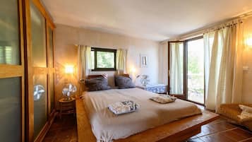 3 chambres, fer et planche Ă repasser, Wi-Fi gratuit, draps fournis