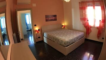 2 Schlafzimmer, Bügeleisen/Bügelbrett, Reisekinderbett, kostenloses WLAN