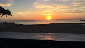 Unclassified image, 3 of 36, button - Costa A6 Beautiful Beachfront Property (Cozumel)