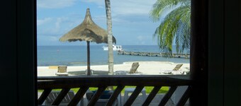 Costa A6 Beautiful Beachfront Property