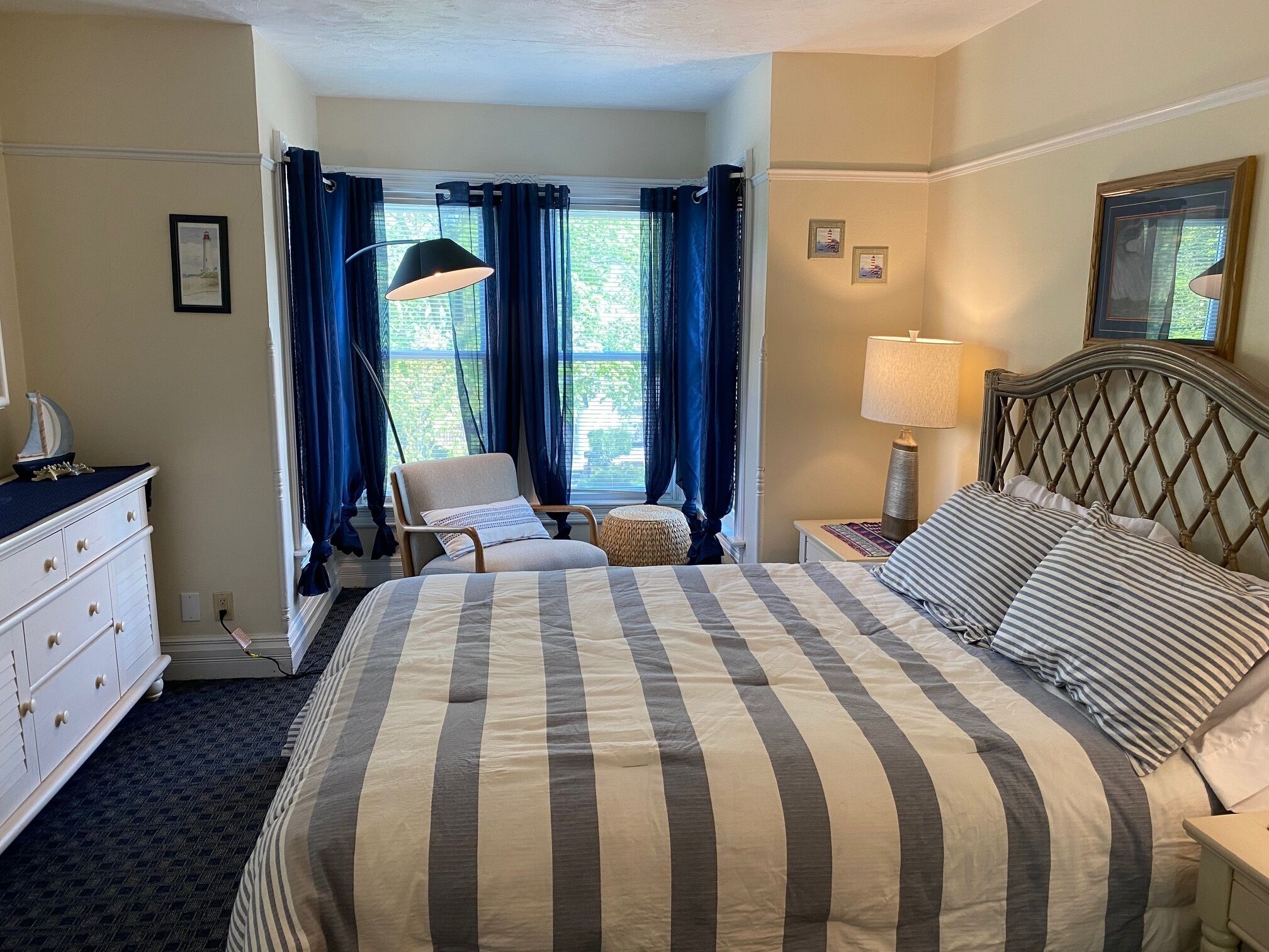 12 bedrooms, iron/ironing board, WiFi, bed sheets